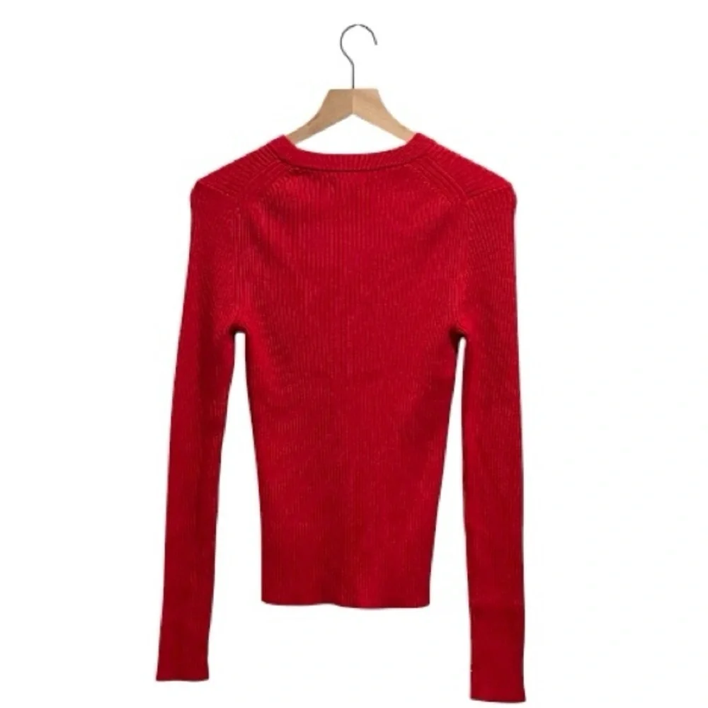 GAP Crew Neck Red Ribbed Knit Sweater, Long Sleeve, Fitted, Soft, Size M, NWT